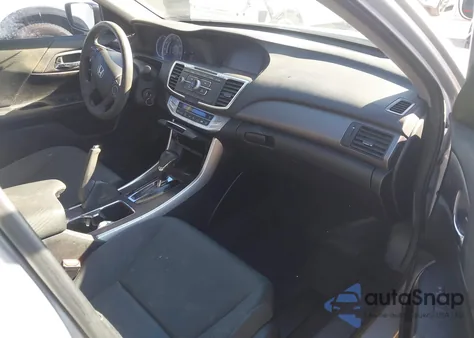 2015 Honda Accord Lx z USA, uszkodzony, nr VIN 1HGCR2F39FA200072